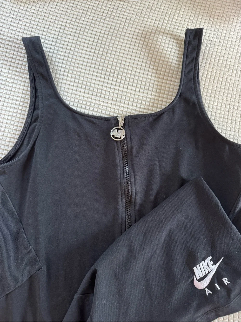Nike Air Women’s Black & White Dress With Zip Front, Size Large